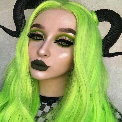 Green Lace Front Wig for Women costume Party Long Straight Hair Synthetic Wig Black And Green Hair, Party Wig, Green Wig, Blonde With Pink, Halloween Wigs, Fall Theme, Body Wave Hair, Long Straight Hair, Full Wigs