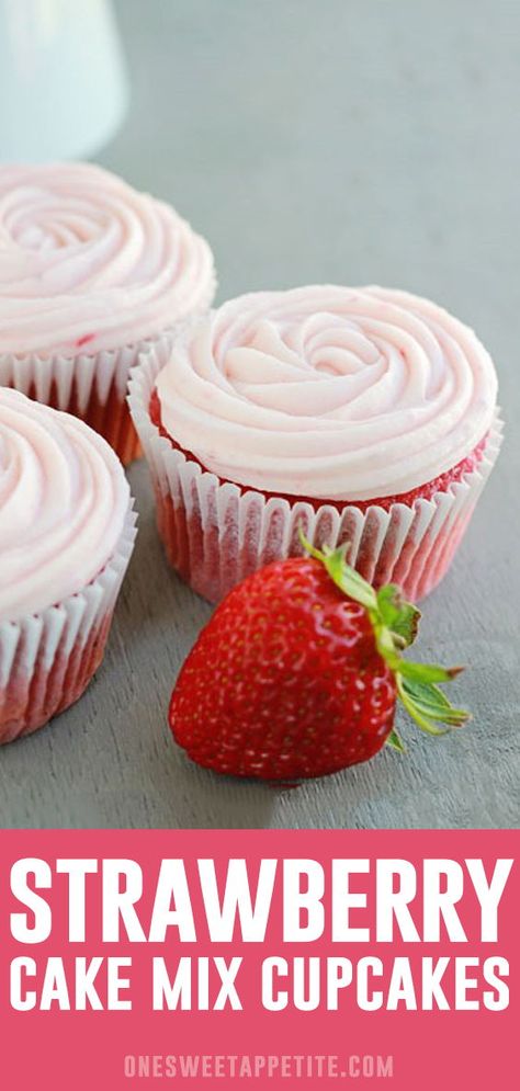 Doctored Cake Mix Recipes, Strawberry Cupcake Recipes, Cake Mix Doctor, Cake Mix Cupcakes, Doctor Cake, Strawberry Cream Cheese Frosting, Strawberry Cupcake, Cupcake Mix, Dessert Sans Gluten