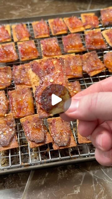 Matt Ramsey on Instagram: "Hands down my favorite!  Written recipe on my website,  link in bio! #baconcrackers #appetizer #appetizers #fingerfoods #kosmosq #easyrecipeideas #superbowlsnacks @kosmosq" Trailer Park Appetizers, Coctail Bites Appetizers, Tasty Appetizers Finger Foods, Easy Camping Appetizers Simple, Cocktail Franks Appetizers, Appetizer Potluck Ideas, 3 Ingredient Appetizers, Yummy Appetizers Easy Finger Foods, Quick And Easy Appetizers Finger Foods