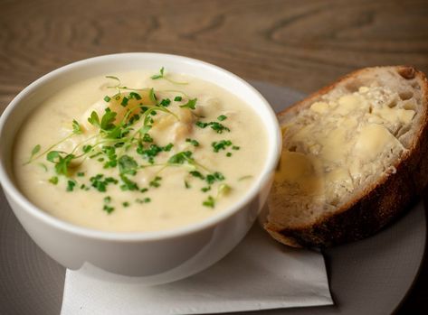 Glasgow Cookbook: Cafe Gandolfi's Cullen Skink Recipe - Glasgowist Cullen Skink Recipe, Scottish Scran, Cullen Skink, Seafood Stew Recipes, Salmon Soup, Scottish Food, British Recipes, Xmas 2022, Winter Cooking