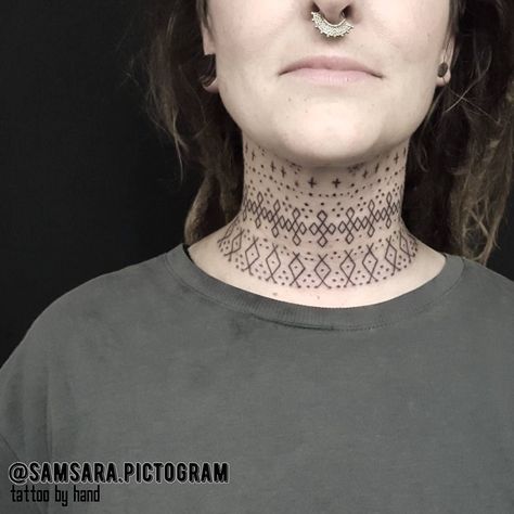 Bespoke Handpoke on Instagram: “had the pleasure to make this #berber inspired neck cuff tattoo for this lovely lady in #london a few weeks ago!  #tattoo #tattooed…” Cuff Tattoo, Handpoke Tattoo, Ornamental Tattoo, Hand Poke, Girl Flower, Armband Tattoo, Tattoo Ideas Design, Angel Tattoo Men, All Tattoos