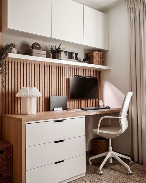 23  Practical Small Office Ideas & Tips (2024) - DrExplains Small Office Ideas, Minimalist Office Desk, Ikea Home Office, Home Office Closet, Sleek Office, Ikea Office, Office Nook, Guest Room Office, White Office