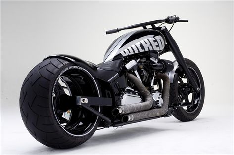 Yamaha Roadstar Warrior Yamaha Roadstar, Harley Davidson Custom Bike, Star Motorcycles, Yamaha Bikes, Dirt Bike Girl, Yamaha Motorcycles, Custom Cycles, Brothers Sisters, Bobber Motorcycle