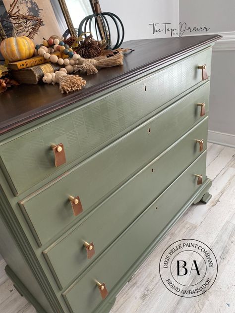 Tools For Painting, Sage Green Furniture, Green Nightstands, Green Painted Furniture, Cottage Core Vibes, Painted End Tables, Pretty Products, Colorful Dresser, Drawer Furniture