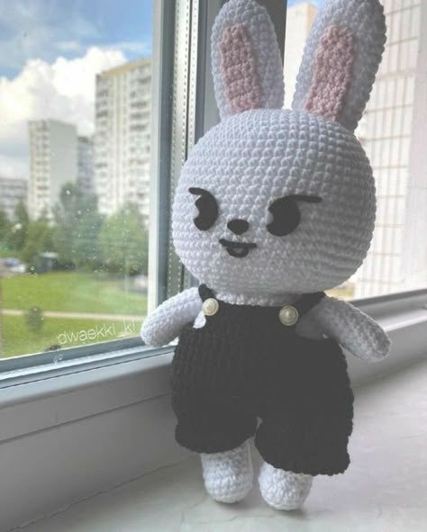 Leebit Crochet Pattern, Crochet Leebit, Crochet Kpop Ideas, Skzoo Crochet, Skz Crochet, Kpop Crochet, Harry Potter Crochet, Crochet Fairy, Easy Crochet Animals