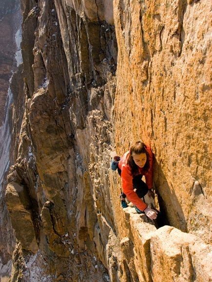 Longs Peak Colorado, Panjat Tebing, Longs Peak, Living On The Edge, Adventure Bucket List, Kamikaze, Mountain Climbing, Jolie Photo, Extreme Sports