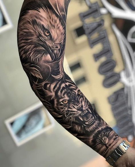 Tiger Forearm Tattoo, Mens Tiger Tattoo, Voll Arm-tattoos, Yuumei Art, Tiger Tattoo Sleeve, Half Sleeve Tattoos Forearm, Animal Sleeve Tattoo, Lion Tattoo Sleeves, Wolf Tattoo Sleeve