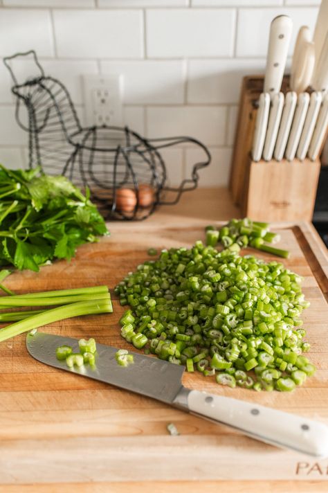 How to Freeze Celery - The Rooted Farmhouse | Gardening, Canning & Simple Living Freezing Celery, Freeze Celery, Frozen Green Bean Recipes, How To Freeze Celery, Kitchen Essentials Checklist, Dutch Oven Beef, Freezing Zucchini, Celery Recipes, Tuna Salad Pasta