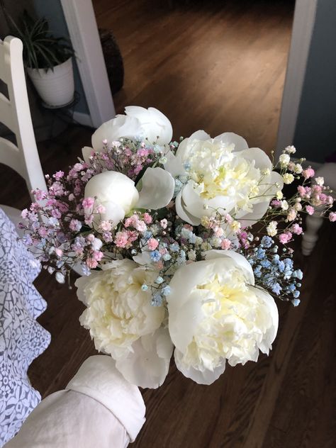 #traderjoes #flowers #babybreath #peonies #colorful #summer #aesthetic #homemade Peony And Baby Breath Bouquet, Peonies And Baby Breath Bouquet, Peonies And Hydrangeas Bouquet, Peony And Hydrangea Bouquet, Colorful Summer Aesthetic, Peony Flower Bouquet, Prom Bouquet, Bouquet Arrangement, Peony Bouquet Wedding