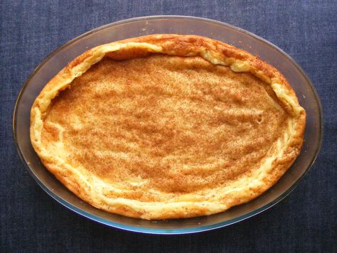 crustless milk tart (s cimetom) Melktert Recipe, Milktart Recipe, African Salad, Peppermint Crisp Tart, South African Dishes, Malva Pudding, Peppermint Crisp, African Dessert, Milk Tart