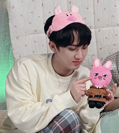 Changbin Skz, Straykids Changbin, Skz In Cute, Best Rapper, Kids Icon, Crazy Kids, Muscle Men, Cute Anime Couples, My Only Love