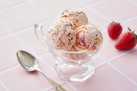 No-Machine Strawberry Cheesecake Ice Cream | Bigger Bolder Baking Cheesecake Ice Cream Recipe Machine, Strawberry Cheesecake Ice Cream Recipe, Cheesecake Ice Cream Recipe, Homemade Sweetened Condensed Milk, Strawberry Cheesecake Ice Cream, Ice Cream Recipes Machine, Easy Homemade Ice Cream, Strawberry Cream Cheese Frosting, Bigger Bolder Baking