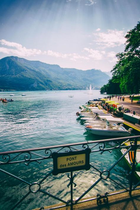 Le Pont de amours (Lake Annecy, France) by Alexander Ulbrich Annecy France, Europe Trip, European Travel, Nature Travel, Travel Around The World, Travel Experience, Travel Around, Travel Dreams, The Great Outdoors