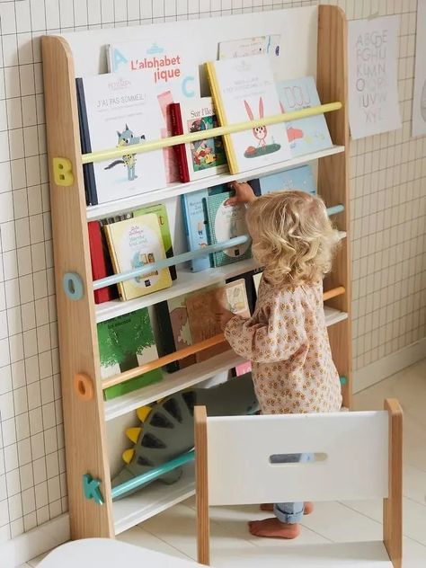 Toddler Bookcase, Simple Bookshelf, Kids Room Accessories, Kids Play Spaces, Toddler Boy Room Decor, Kids Interior Room, Kids Bookcase, Bookshelves Kids, Bookshelves Diy