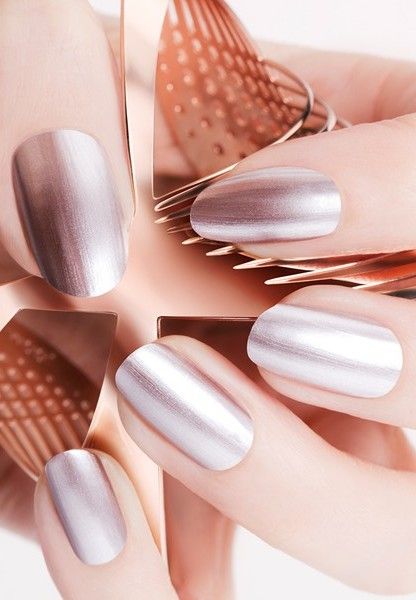 Foil nail polish Nail Polish Hacks, Silver Nail Art, Metallic Nail, Nails Polish, Foil Nails, I Love Nails, Nail Polish Designs, Neutral Nails, Manicure Y Pedicure