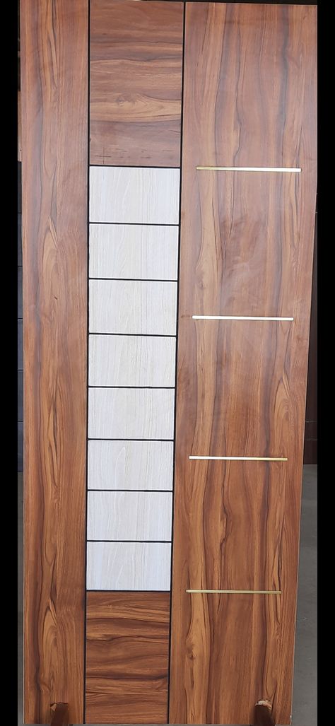 Flush Door Design, Unique Bedroom Design, Home Door Design, Pooja Room Door Design, Bedroom Trends, Bedroom False Ceiling Design, Room Door Design, Wooden Door Design, Flush Doors