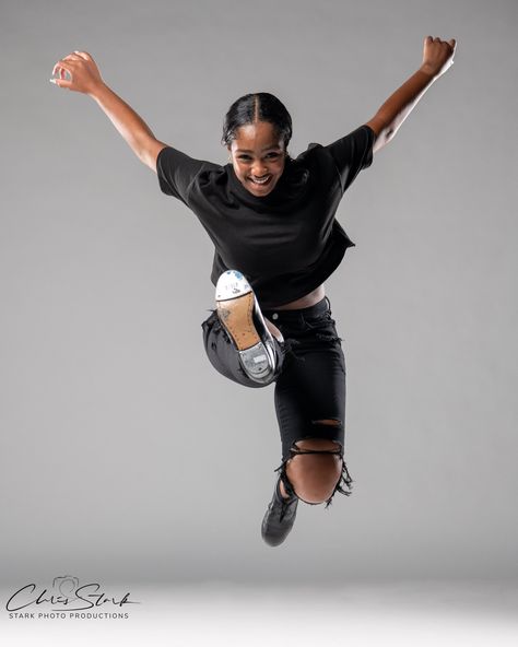 Tap Dance Photoshoot, Dance Poses For Pictures Hip Hop, Tap Photography Poses, Tap Photoshoot, Tap Dance Poses, Hip Hop Dance Photography, Tap Dance Photography, Hiphop Photoshoot, Creative Dance Photography