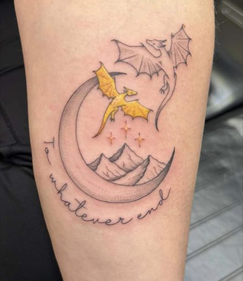 Fourth Wing Book Tattoo Ideas, Moon And Dragon Tattoo, Fourthwing Tattoos, Fourth Wing Acotar Tattoo, Acotar And Fourth Wing Tattoo, Tairn And Andarna Tattoo, Fourth Wing Tattoo Designs, Fourth Wing Dragon Tattoo, Iron Flame Tattoo