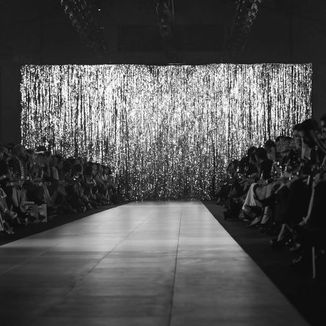 Fashion Walk Stage, Runway Landscape, Cara Delevingne Poster, Fashion Show Background, Fashion Show Runway Stage, Runway Background, Show Background, Runway Stage, Fashion Show Videos