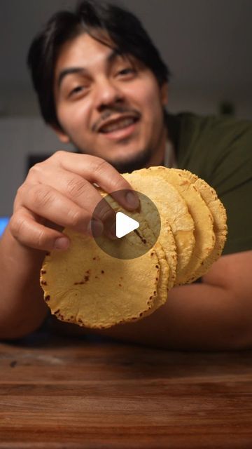 Maseca Tortilla Recipe, Maseca Recipes, Corn Tortilla Recipes, How To Make Corn, Homemade Corn Tortillas, Homemade Flour Tortillas, Recipes Authentic, Mexican Dinner, Rainbow Cookies