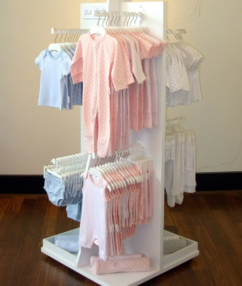 could be made easily enough and painted Kids Store Display, Baby Store Display, Kids Clothing Store Design, Clothing Store Displays, Diy Clothes Rack, Clothing Store Interior, Clothing Store Design, Store Window Displays, Store Design Boutique