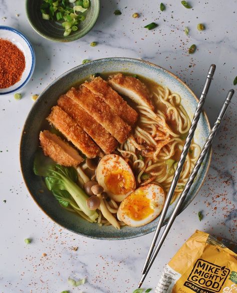 @nom_life Katsu Ramen, Chicken Katsu Curry, Katsu Curry, Chicken Katsu, Japanese Curry, Garlic Fries, Island Food, Nom Nom, Ramen