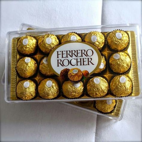 Frerror Roche Chocolate, Rocher Ferrero Ideas, Forero Rocher, Ferror Rocher, Ferrero Rocher Candy, Chocolate Ferrero Rocher, Chocolate Lovers Gift, Rocher Chocolate, Ferrero Rocher Chocolates