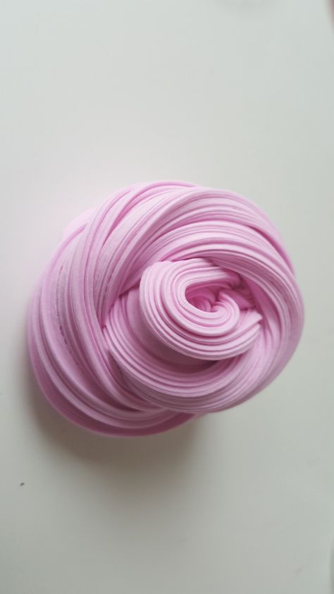 Bubblegum Slime -Strawberrysliime on Instagram Bubble Gum Party, Butter Slime Recipe, Slime Swirl, Bubblegum Slime, Pink Thing, Slime Collection, Types Of Slime, Slime Ideas, Pink Slime