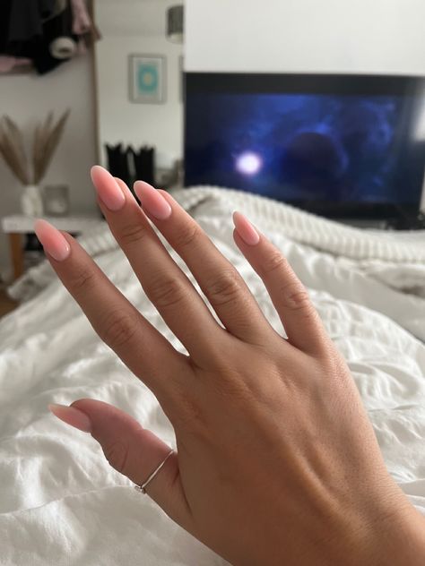 Subtle Aura Nails, Neutral Aura Nails, Air Brushed Nails, Air Brush Nails, Air Brush Nail, Airbrushed Nails, Peachy Nails, Nails Airbrush, Shellac Nails Fall