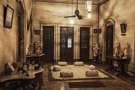 Talk Is Cheap, Colonial Mansion, Kpop Dress, Old Mansions, Heritage House, Blog Art, Indian Photography, Indian Architecture, Eco House