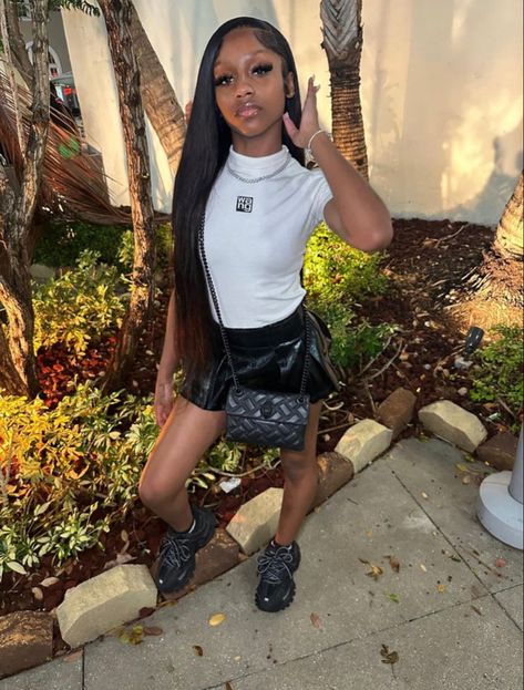 Balenciaga Birthday Outfit, Black Balenciaga Outfit, Outfits With Balenciaga Shoes, Balenciaga Outfit Ideas, Designer Outfits Black Woman, Fly Shi Only Outfits, Black Women Birthday Outfits, Balenciaga Outfit Women, Fly Birthday Outfits