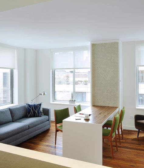 HIDE AND EAT: In Manhattan, where space is the ultimate luxury, a clever design workaround makes a dining table disappear after supper. Like a Murphy bed, the dining table tucks into the wall when not in use. Murphy Table, Space Saving Dining Table, Tiny Apartments, Tiny Spaces, Compact Living, Small Space Living, Small Living, Small Apartments, Built Ins