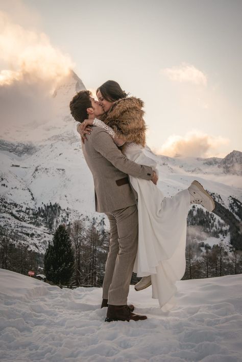 Mountain Winter Wedding Elopement, Wedding In The Snowy Mountains, Snow Elopement Photography, Wedding In Canada, Snowy Mountain Elopement, Montana Winter Wedding, Winter Wedding Mountains, Mountain Wedding Winter, Snowy Wedding Pictures