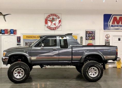 Toyota Trucks 4x4 Old, 1993 Toyota Pickup, Hilux Ln106, Pickup Trucks Toyota, Toyota Trucks 4x4, Toyota Surf, Toyota Pickup 4x4, Custom Lifted Trucks, Tacoma Truck