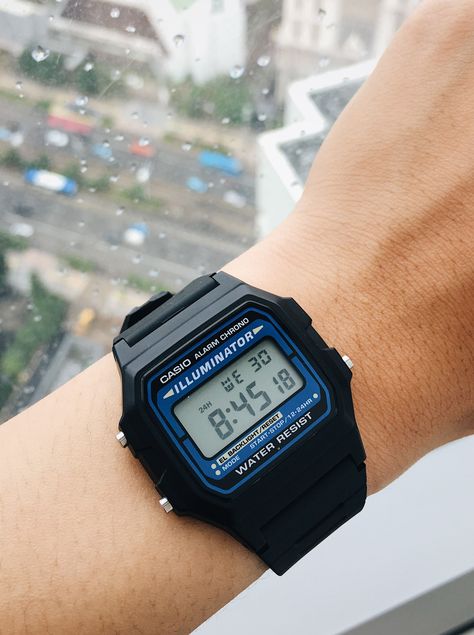 Classic Casio F-105W Illuminator #clockformen F91w Casio, Casio F91w Outfit, Casio F91w, Casio Illuminator, Casio Vintage Watch, Swiss Watches For Men, Black Rolex, Mens Watch Brands, Stylish Watches Men