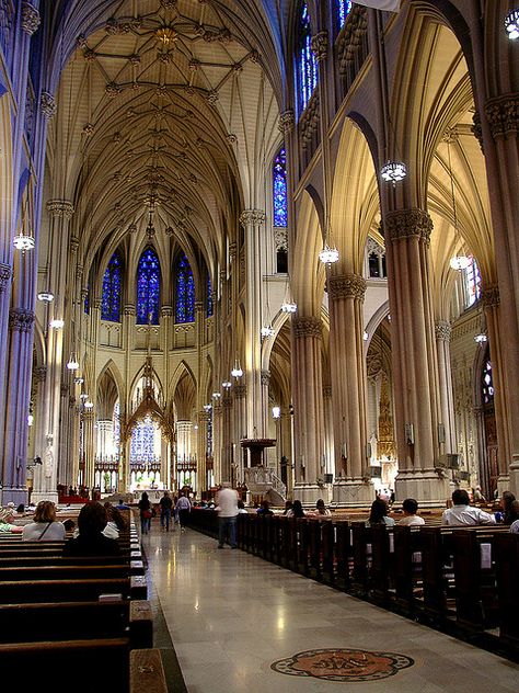 NYC. Saint Patrick's Cathedral | Flickr by Jim in Times Square St Patricks Cathedral Nyc, Catholic Churches, Ville New York, Beautiful Churches, York Travel, Cathedral Architecture, I Love Nyc, Sacred Spaces, Manhattan Nyc