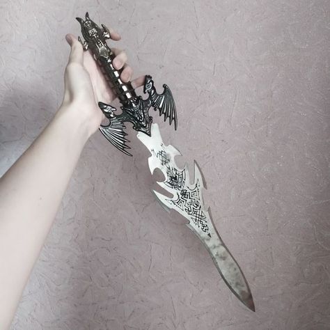 Pretty Dagger, Gothic Knife, Dagger Aesthetic, Aesthetic Knife, Decorative Knife, Beautiful Knife, Knife Aesthetic, Pretty Knives, Fantasy Props