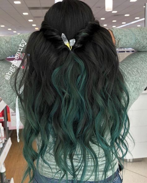 Dark Green Balayage Hair, Dark Brown Hair With Colored Tips, Green Baylage, Green Ends Hair, Dark Brown And Green Hair, Brown Hair Green Highlights, Green Balayage Hair, Green Balayage, Forest Green Hair