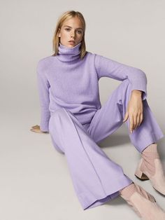 Lavender Monochromatic Outfit, Professor Wardrobe, Purple Monochrome Outfit, Purple Moodboard, Purple Monochrome, Lavender Outfit, Monochromatic Fashion, Monochromatic Outfit, Pastel Outfit