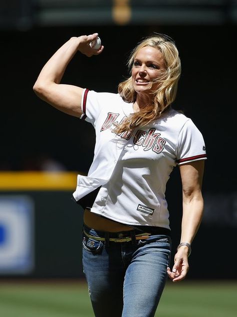 Jennie Finch Jennifer Finch, Jennie Finch, Megyn Kelly, Softball Players, Sports Illustrated Swimsuit, Sports Illustrated, Baseball Players, Ride On, All Star