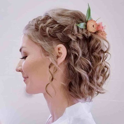 Hairstyles For Short Hair Wedding, Short Hair Wedding, Easy Hairstyles For Short Hair, Curly Bridal Hair, Short Bridal Hair, Short Hair Bride, Curly Wedding Hair, Simple Wedding Hairstyles, Curly Hair Updo