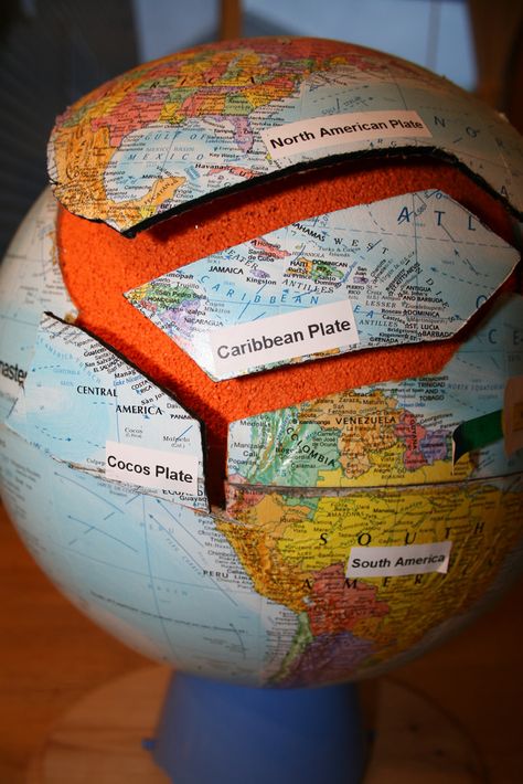 Plate tectonics | 3D earth model showing raised plates | the4th dimension | Flickr Tectonic Plates Puzzle, Tectonic Plates Model, Earth Model, Earth Science Activities, Science Earth, Middle School Science Classroom, Tectonic Plates, Space Classroom, Secondary Science