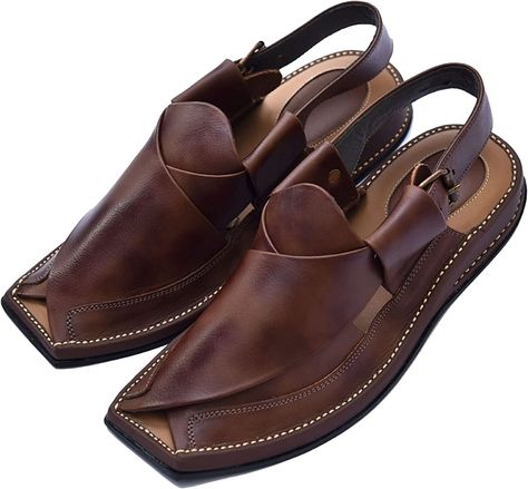 Fashion Norozi Chappal, Best Sandals For Men, Mens Sandals Fashion, Leather Sandals Handmade, Mens Leather Sandals, Closed Toe Sandals, Leather Flip Flops, Aesthetic Shoes, Fashion Hub