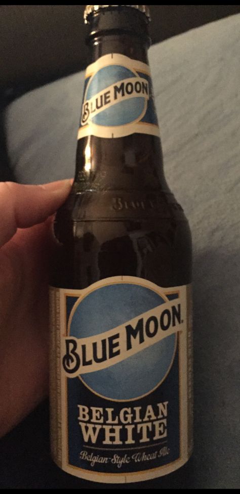 Had Blue moon beer last night Blue Moon Drinks, Moon Drink, Blue Moon Beer, Belgian Style, Blue Moon, Food Pictures, Beer Bottle, Last Night, Food And Drink