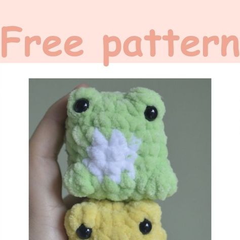 Pocket Animal Crochet, Crochet Stuffy, Plushie Ideas, Frog Crochet Pattern, Crochet Plushies, Crochet Hack, Fall Crochet Patterns, Diy Yarn Crafts, Mini Crochet