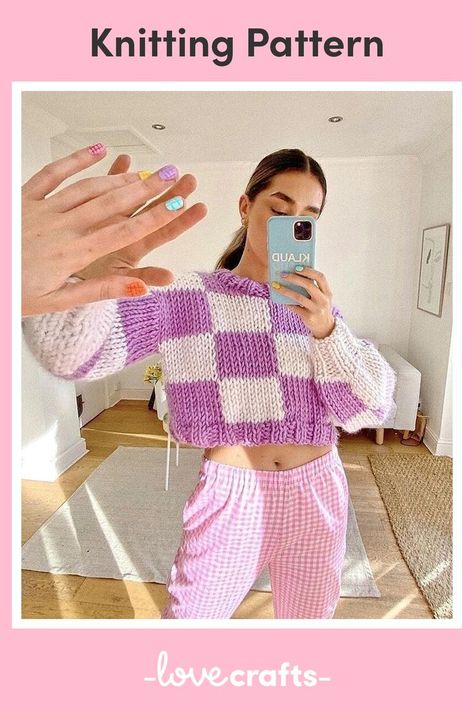 Knitted checkered jumper pattern Checkered Sweater, Jumper Pattern, Soft Gloves, Jumper Knitting Pattern, Jumper Patterns, Patterned Cardigans, Sweater Knitting Patterns, Chunky Sweater, Checkered Pattern