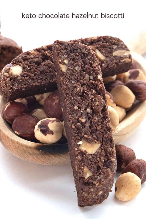 Hazelnut Biscotti Recipe, Chocolate Hazelnut Biscotti, Hazelnut Biscotti, Hazelnut Recipes, Almond Biscotti, Losing 40 Pounds, Sugar Free Cookies, Biscotti Recipe, Low Carb Low Sugar