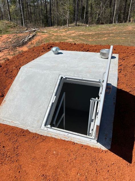 Above Ground Storm Shelters, Tornado Safe Room, Underground Bunkers, Storm Shelters, Tornado Shelter, Storm Shelter, Underground Bunker, Construction Diy, Safe Room