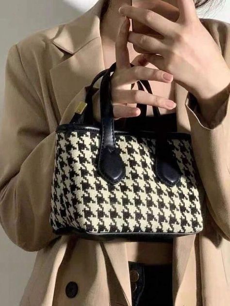 Leather Shoulder Handbags, Houndstooth Pattern, Small Handbags, Square Bag, Flap Bag, Black Handbags, Malaga, Small Bag, Maternity Bag