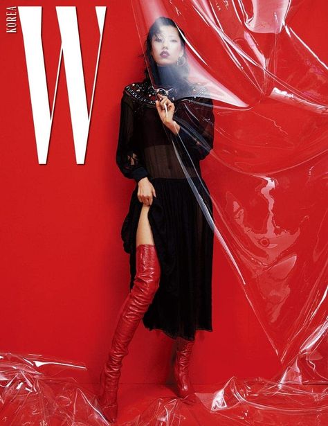 Red Studio, Woman In Red, Fashion Model Poses, Studio Photography Poses, W Korea, Fashion Cover, Fashion Photography Inspiration, Shooting Photo, Fashion Photography Editorial